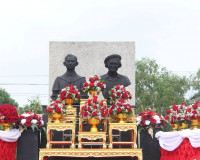 ผู้ว่าราชการจังหวัดสุราษฎร์ธานี เป็นประธานในกิจกรรมเทิดพระเก ... พารามิเตอร์รูปภาพ 19